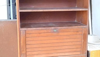 1 aparador de madera