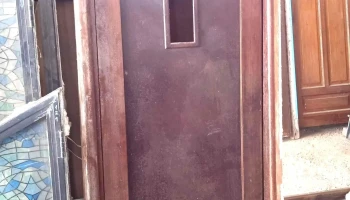 1 puerta de vaivén