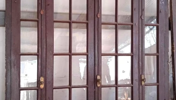 1 puerta ventana de 4 hojas batientes