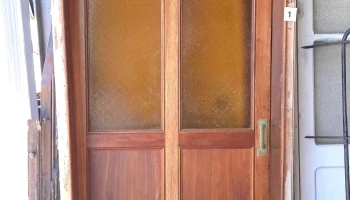1 Puerta vidriada