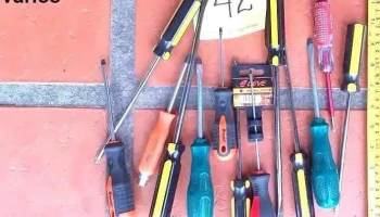 12 destornilladores varios