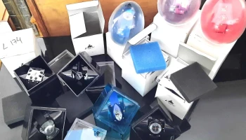 15 Relojes de adolescentes variados, en caja original variados nuevos