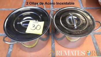 2 cacerolas de acero con tapa