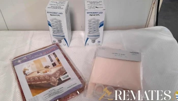 2 lamparas led, cortina de baño y mantel