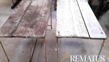 2 mesas auxiliares base de hierro tapa de madera