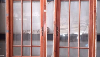 2 puertas de pinotea vidriadas