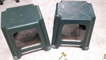 2 taburestes de Pvc verdes