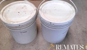 2 Tachos De 20 Litros De Pintura