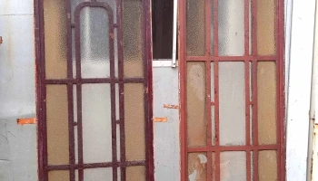 2 ventanas de hierro antiguas