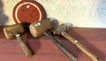 3 Macetas Carpintero Y Señal Ferroviaria