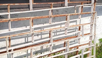 3 rejas ladrillo blancas