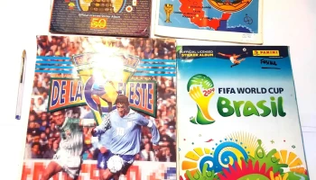 4 álbumes completos de futbol Copa América 2011, Fifa Brasil 2014, Álbum de la Celeste 1995 e impreso México 1970