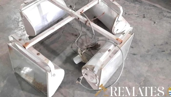 4 artefactos de luz con soporte
