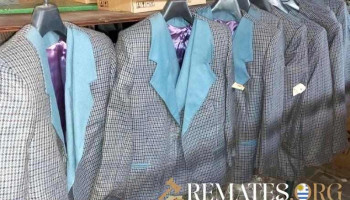 45 Blazers grises y celestes talles variados