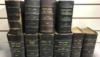 Antigua Coleccion De Libro De Leyes