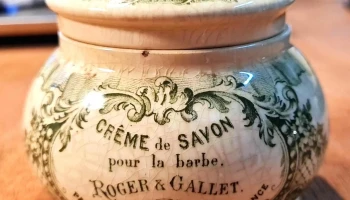 Antiguo recipiente francés de loza años 1870 crema de jabón para barba