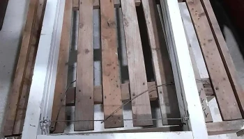 armazon de biombo en madera pintada de blanco, 4 faces