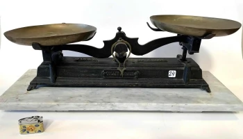 Balanza 2 Platos Base Marmol