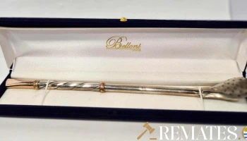 Bombilla plata y oro en su estuche