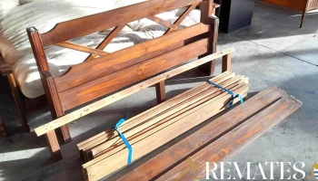 cama de 2 plaza en madera desarmada