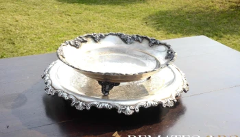 Centro de mesa con bandeja en plata sellada