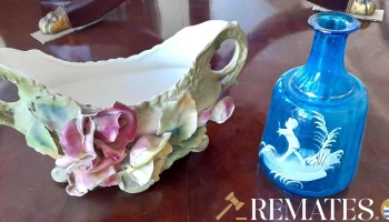centro de mesa verde 27x15x17 y florero  19x11