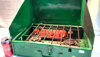 Cocinilla de camping de chapa americana Coleman