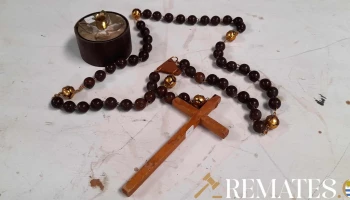 colgante de Jesus y alhajero