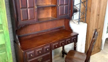 Escritorio Con Alzada Biblioteca Y Silla 1,17 X 0,47 X 1,90 Alto