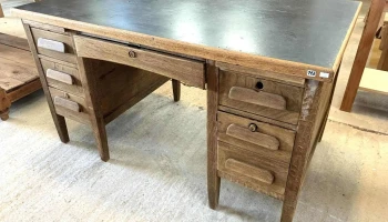 Escritorio En Roble Tigre Americano Tapa De Linoleo  7 Caj. 1,37 X 0,80 X 0,78 Alto