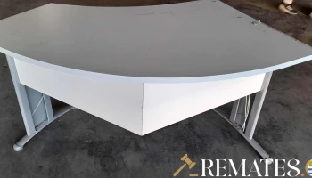 escritorio medio punto tapa blanca base de hierro