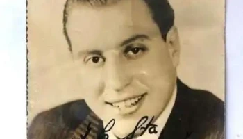 Fotografía de Hector Mauré firmada y al dorso letra de tango