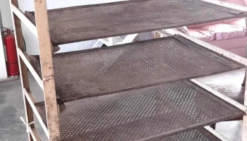 gabillar con estantes y ruedas