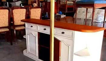 Gran lampara de bronce macizo tres picos con pantalla