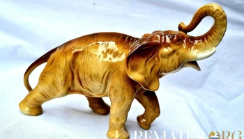 Hermoso elefante de loza sano impecable , gran tamaño