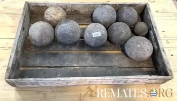 Juego De Bochas De Madera Dura Originales (ocho Y Chico)