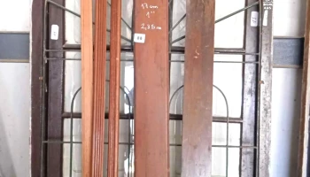 Lote: 2 tablas y 3 zocalos