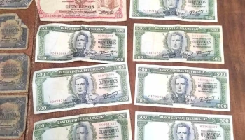 Lote de 40 billetes uruguayos