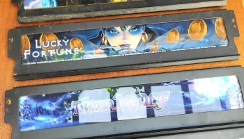 lote de 5 Carteles de slots de casino