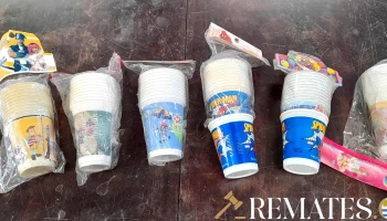 lote de 60 vasos descartable infantiles
