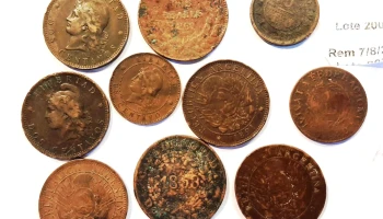 Lote de monedas Argentinas de 1 y 2 centavos, Banco de la Nación 5/10, 1 de 1 real y 2 de 2 reales