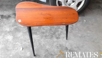 mesa auxiliar americana