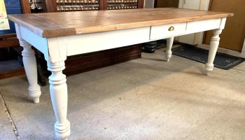 Mesa Con Cajon Patas Torneadas Laqueadas Blancas 2,23 X 0,88 X 0,83 Alto