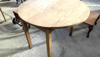 Mesa De Cocina Tapa Circular Con Alas 0,96 Diam. X 0,70 Alto