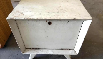 mesa noche 1 puerta pintada blanco
