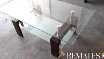 mesa ratona moderna tapa de vidrio base de madera