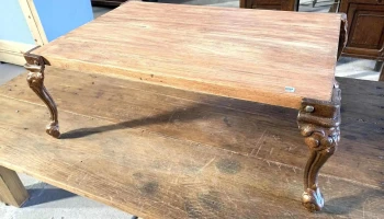 Mesa Ratona Patas Metalicas 0,84 X 0,57 X 0,33 Alto
