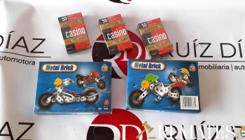 moto para armar y 3 juegos de carta
