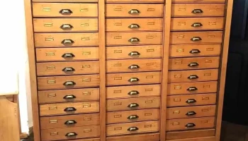 Mueble archivador de roble 33 cajones restaurado