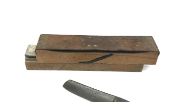 Navaja Antigua De Barbero Con Asentador Y Piedra